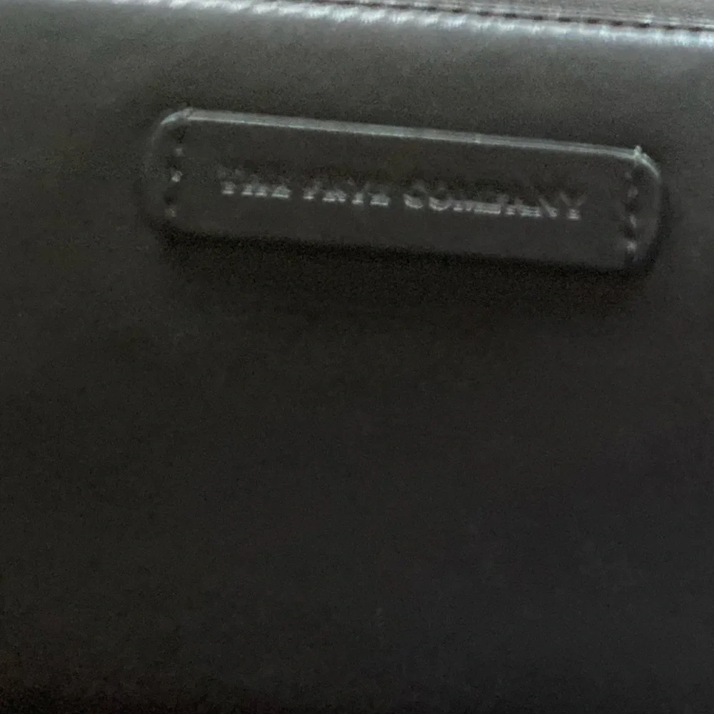 Nwot! Rare Black Women's Wallet Frye